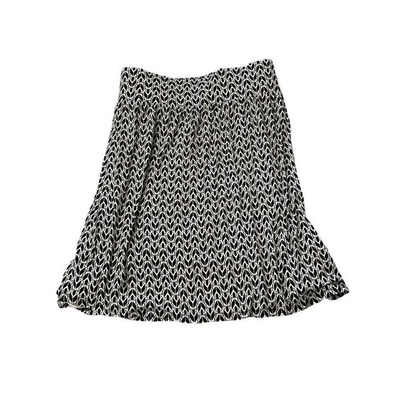 Women's Lane Bryant Plus Size Elastic Waist Black & White Skirt, Size 26/28R - Picture 6 of 6